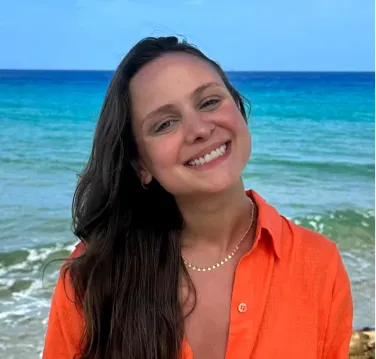 Julia Miranda Menezes